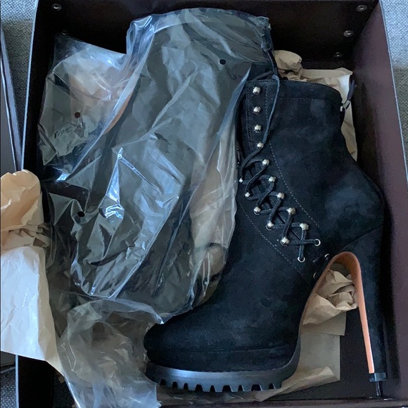 NEW!! Alaia Azzedine Suede LaceUp Platform Bootie - Picture 8 of 8